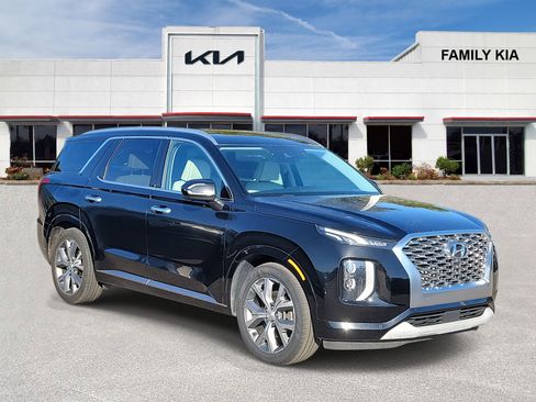 Used 2021 Hyundai Palisade Limited image 1