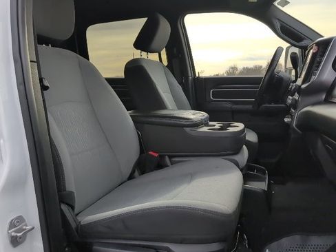 Used 2024 RAM 2500 Big Horn image 18