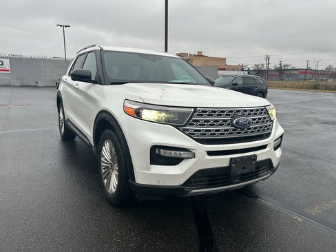 Used 2020 Ford Explorer Limited image 1