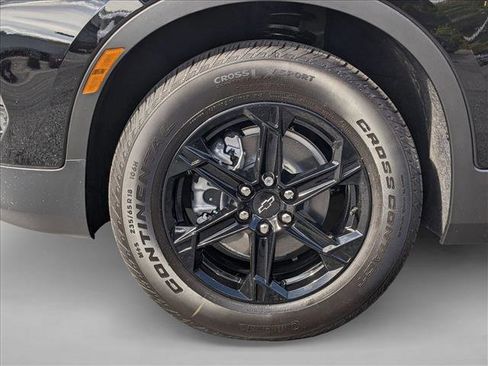 New 2025 Chevrolet Blazer LT w/ Convenience Package AWD/4WD image 9
