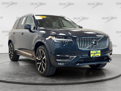 Used 2025 Volvo XC90 B6 Plus w/ Protection Package Premier AWD/4WD image 3