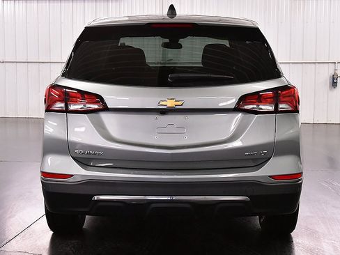 Used 2023 Chevrolet Equinox LT image 6