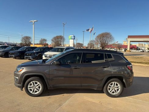 Used 2021 Jeep Compass Sport w/ Cold Weather Group image 5