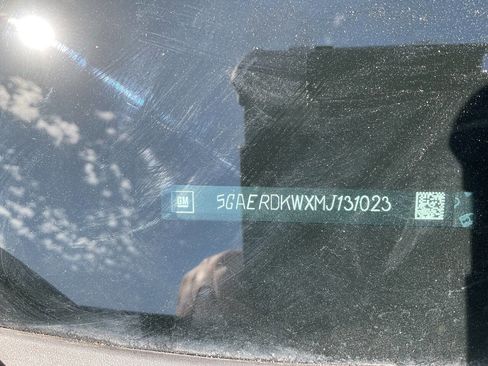 Used 2021 Buick Enclave Avenir w/ Avenir Technology Package image 5