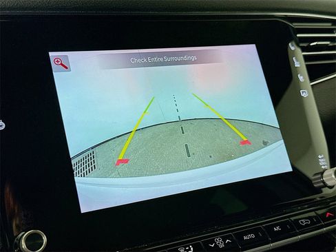 Used 2022 Jeep Wagoneer Series III w/ Premium Group I image 10