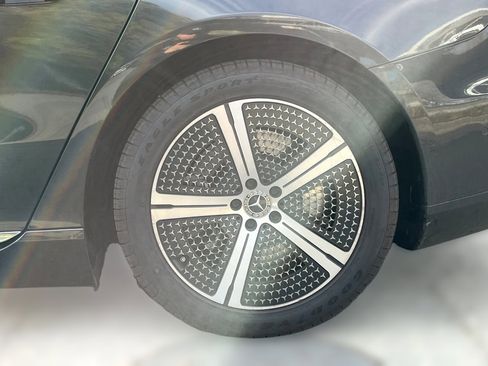 Used 2023 Mercedes-Benz EQS 450+ Sedan image 5