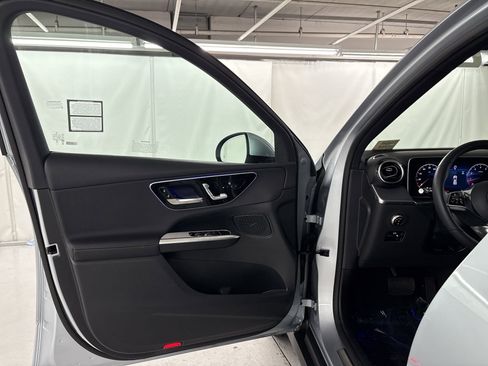 Certified 2026 Mercedes-Benz GLC 300 image 5