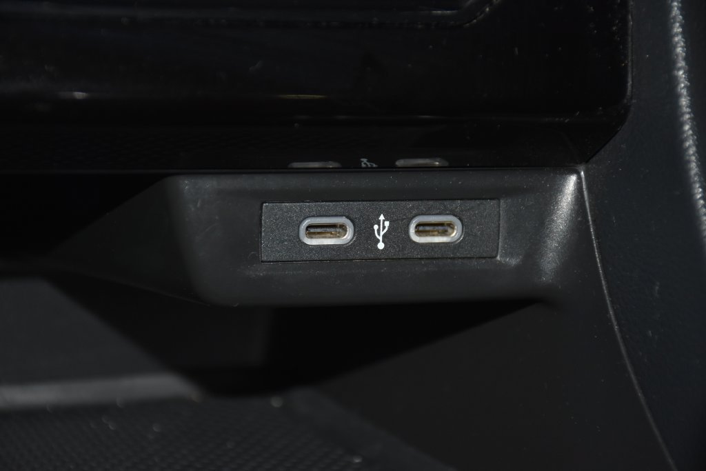 Used 2025 Volkswagen Jetta S FWD image 22