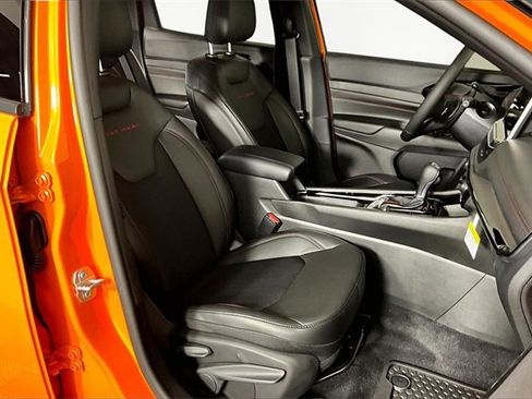 New 2026 Jeep Compass Trailhawk image 12