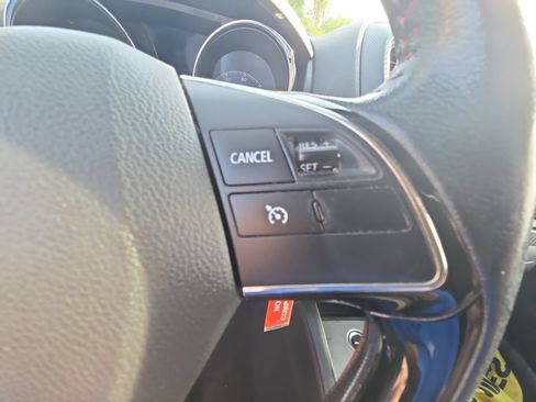 Used 2018 Mitsubishi Outlander Sport LE AWD/4WD image 16