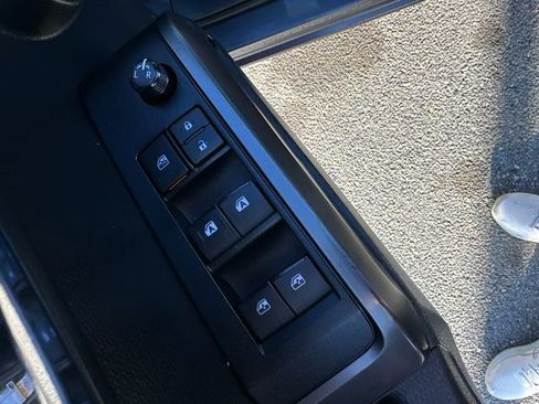 Used 2019 Toyota Tacoma TRD Sport w/ Technology Package image 24