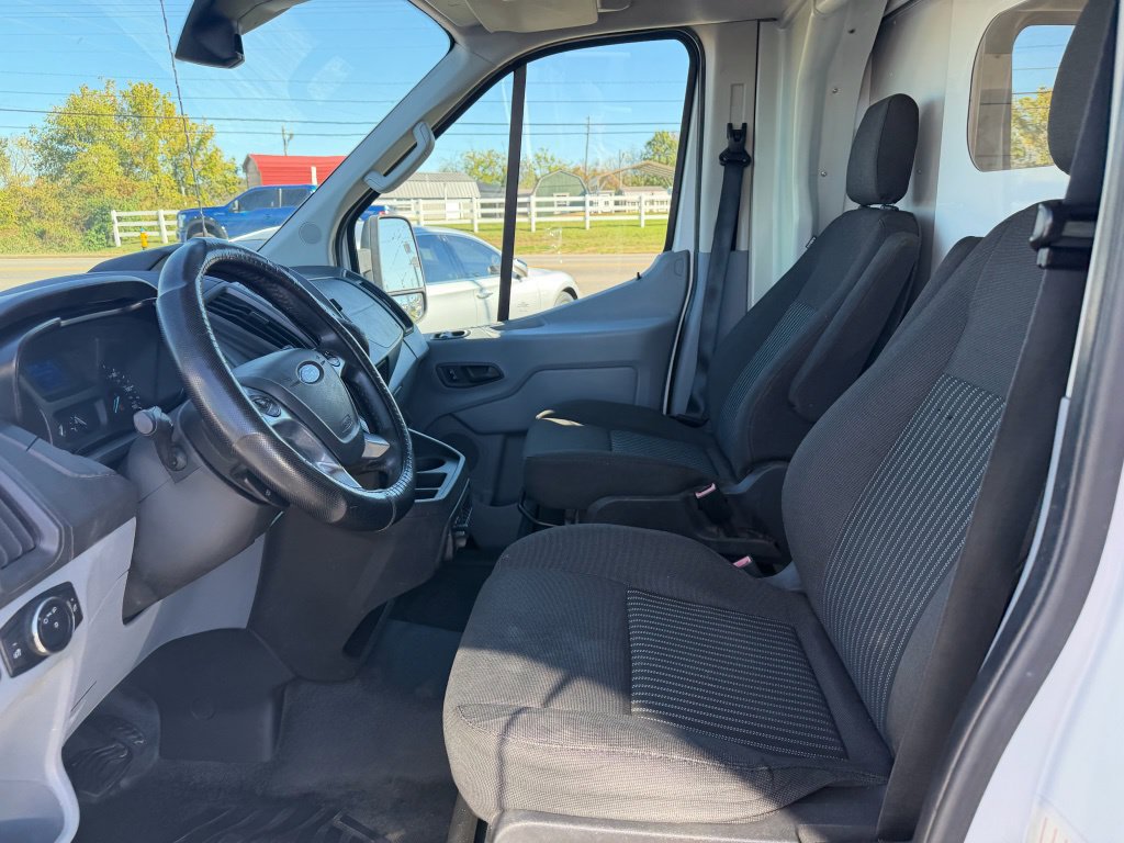 Used 2016 Ford Transit 250 138 w/ Interior Upgrade Package RWD image 9