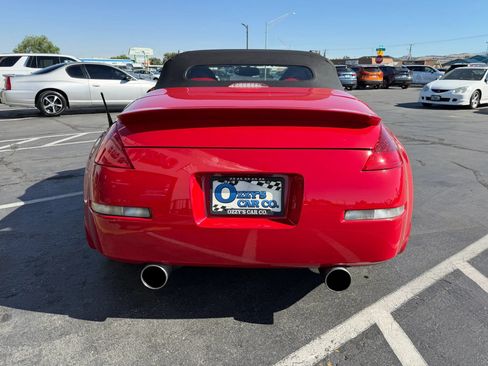 Used 2004 Nissan 350Z Touring RWD image 6