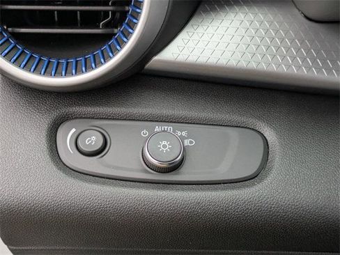 New 2026 Chevrolet Trax LS image 13