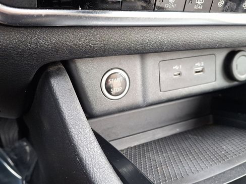 Certified 2023 Nissan Rogue SV image 22