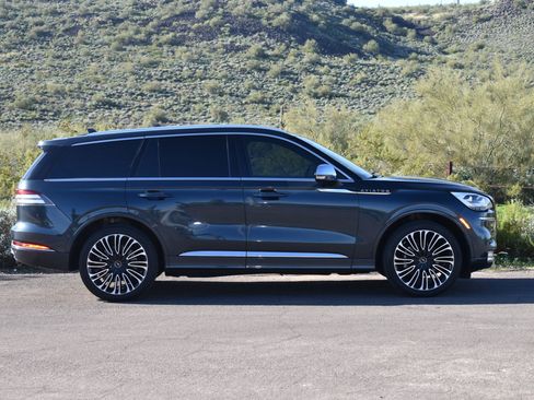 Used 2020 Lincoln Aviator Black Label w/ Dynamic Handling Package image 9