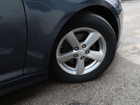 Used 2015 Kia Optima LX image 9