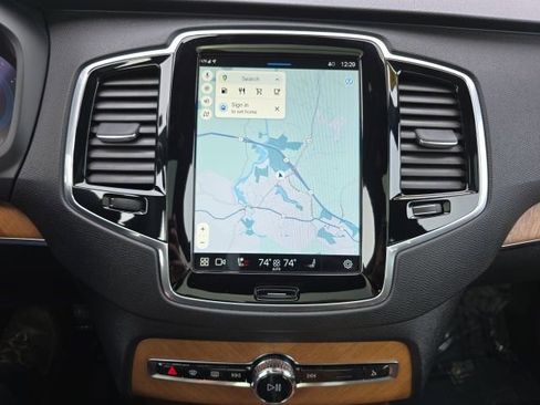 Certified 2024 Volvo XC90 B6 Plus w/ Protection Package Premier image 35