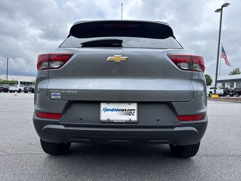 Used 2021 Chevrolet TrailBlazer LS FWD image 9