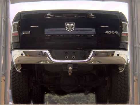 Used 2014 RAM 2500 Laramie AWD/4WD image 13