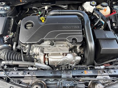 Used 2025 Chevrolet Malibu LT image 13