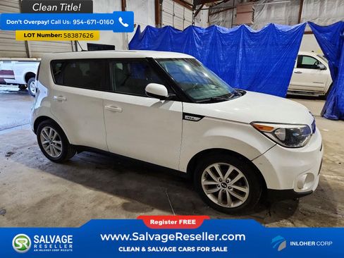 Used 2019 Kia Soul + FWD image 5