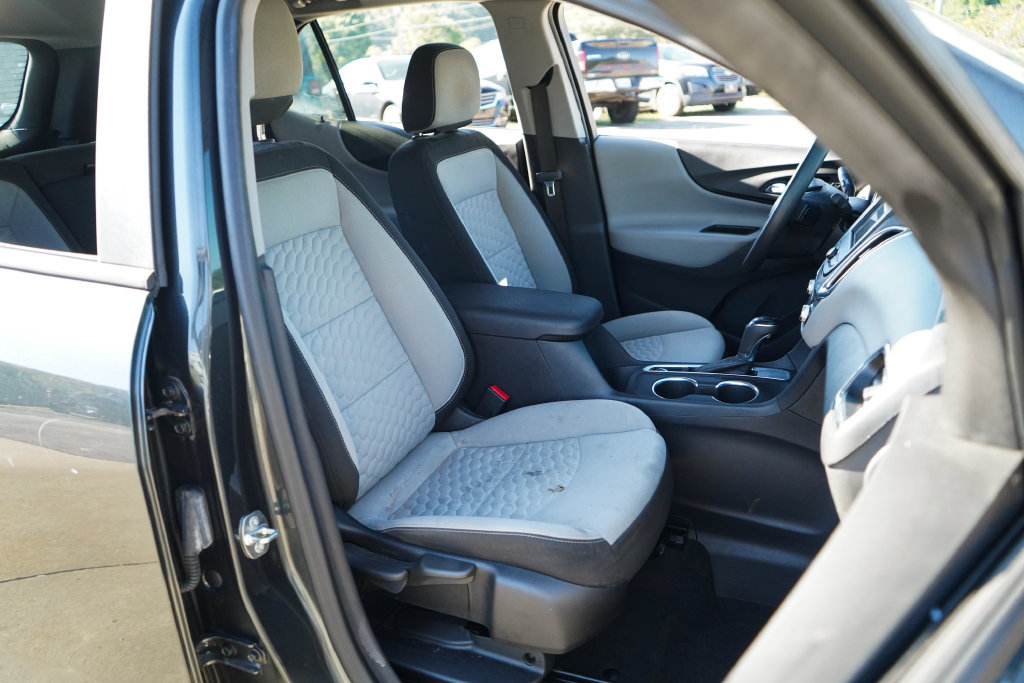 Used 2020 Chevrolet Equinox LS w/ LS Convenience Package FWD image 13