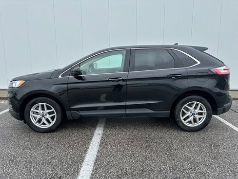 Certified 2022 Ford Edge SEL w/ Convenience Package AWD/4WD image 3