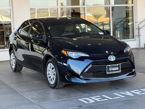 Used 2018 Toyota Corolla LE w/ Carpet Mat Package (TMS) image 6