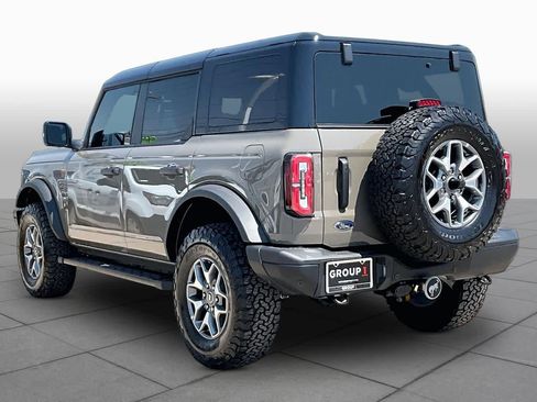 Used 2025 Ford Bronco Badlands AWD/4WD image 12