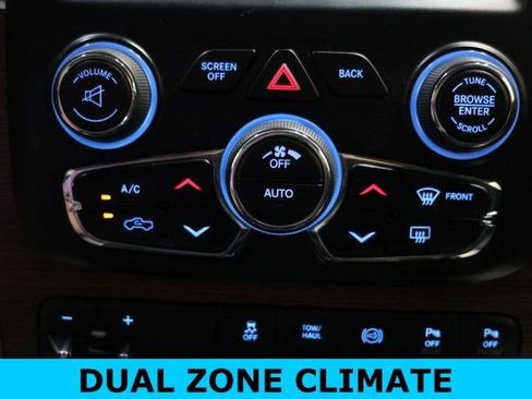 Used 2016 RAM 3500 Laramie w/ Convenience Group image 27