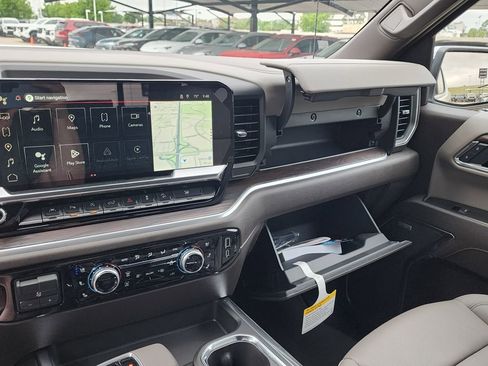 New 2026 GMC Sierra 1500 SLT image 35