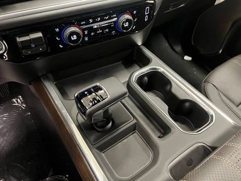 New 2026 Chevrolet Silverado 1500 High Country AWD/4WD image 12