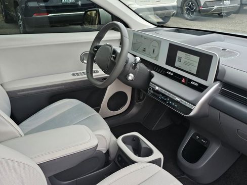Used 2023 Hyundai Ioniq 5 Limited image 10