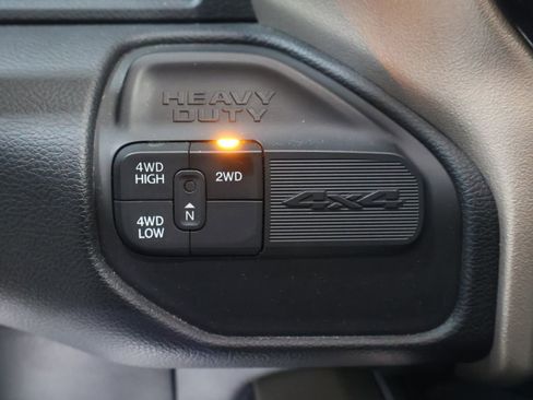 Used 2024 RAM 2500 Laramie image 34