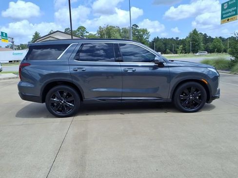 Used 2025 Hyundai Palisade XRT FWD image 2