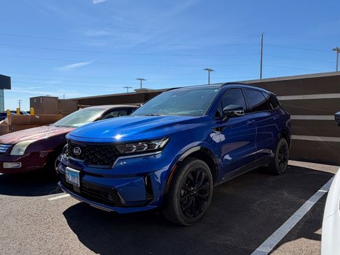 Certified 2021 Kia Sorento SX image 5
