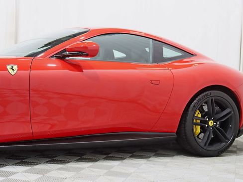 Used 2021 Ferrari Roma RWD image 4