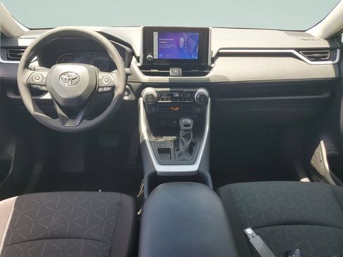 Used 2023 Toyota RAV4 XLE w/ Convenience Package FWD image 11