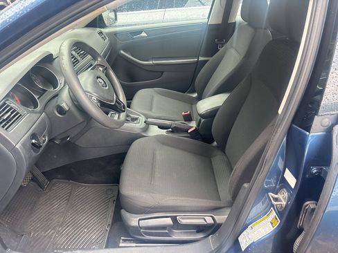Used 2016 Volkswagen Jetta S FWD image 9