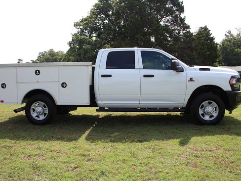 Used 2024 RAM 2500 Tradesman AWD/4WD image 16