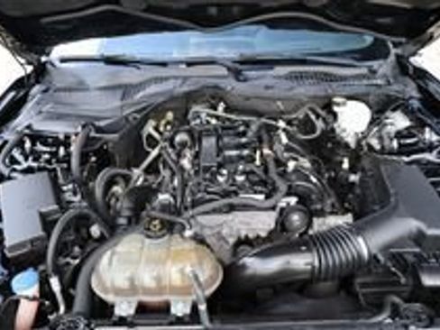 Used 2020 Ford Mustang Premium image 17