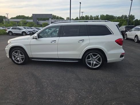 Used 2016 Mercedes-Benz GL 550 4MATIC image 11