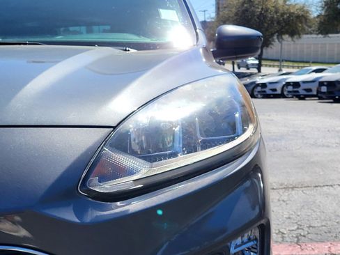 Certified 2022 Ford Escape SEL image 11