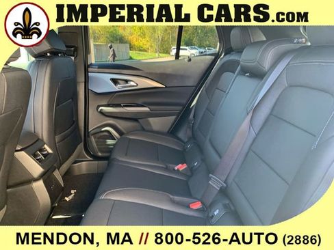 New 2026 Chevrolet Equinox EV LT image 16