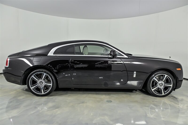 Used 2015 Rolls-Royce Wraith RWD image 10