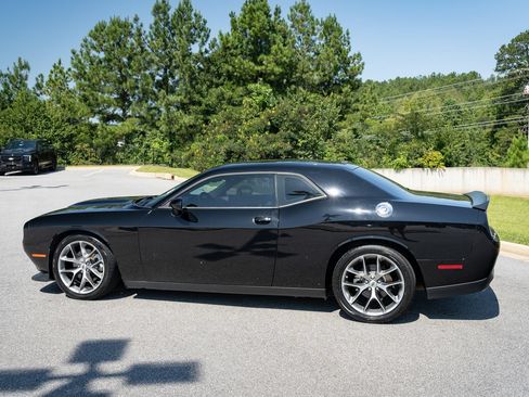 Used 2023 Dodge Challenger GT RWD image 7