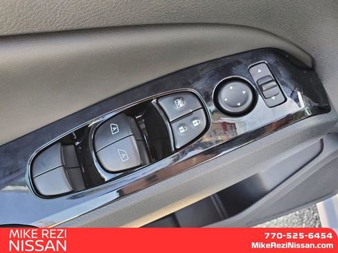 New 2025 Nissan Altima 2.5 SR w/ SR Premium Package image 12