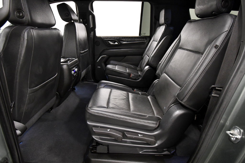 Used 2023 GMC Yukon XL Denali AWD/4WD image 15