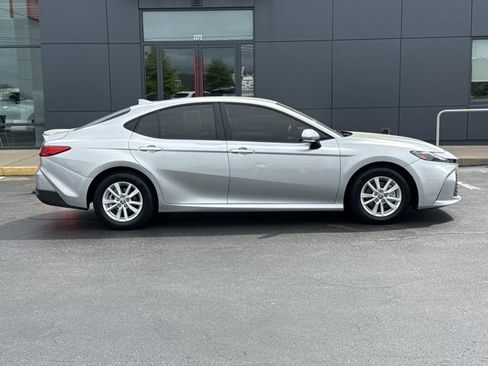Used 2025 Toyota Camry LE w/ Convenience Package FWD image 2